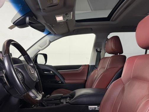 2021 Lexus LX 570 Three-Row