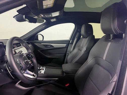 2025 Jaguar F-PACE P250 R-Dynamic S