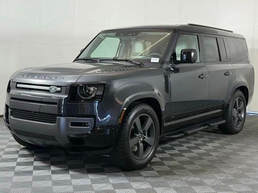 2025 Land Rover Defender P500 V8