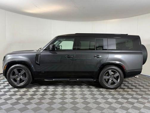 2025 Land Rover Defender P500 V8