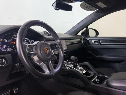 2023 Porsche Cayenne GTS