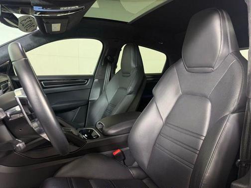 2023 Porsche Cayenne GTS