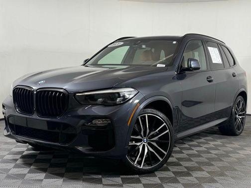 2021 BMW X5 M50i