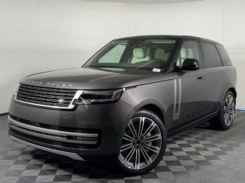 2025 Land Rover Range Rover P530 SE
