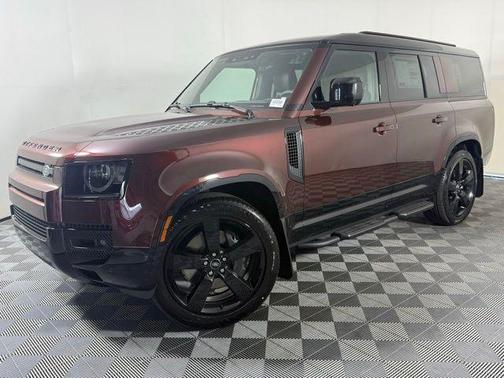 2025 Land Rover Defender P400 X-Dynamic SE