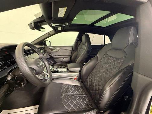 Mythos Black Metallic 2024 Audi SQ8 4.0T Premium Plus