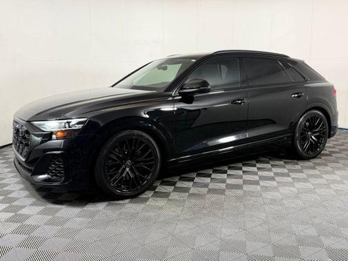 Mythos Black Metallic 2024 Audi SQ8 4.0T Premium Plus