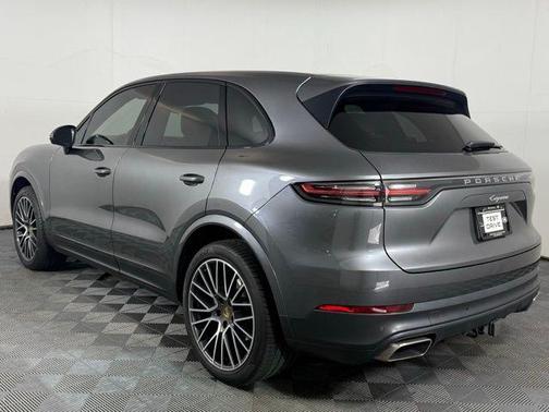 2020 Porsche Cayenne Base