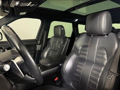 2017 Land Rover Range Rover Sport 3.0L Supercharged HSE Dynamic