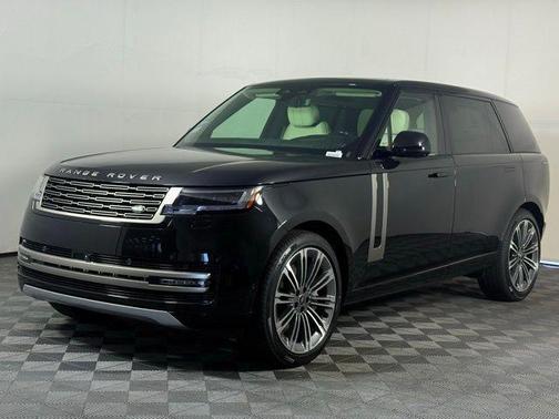 2025 Land Rover Range Rover P530 SE 7 Seat