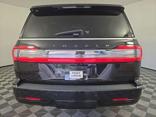 Black Metallic 2019 Lincoln Navigator L Black Label