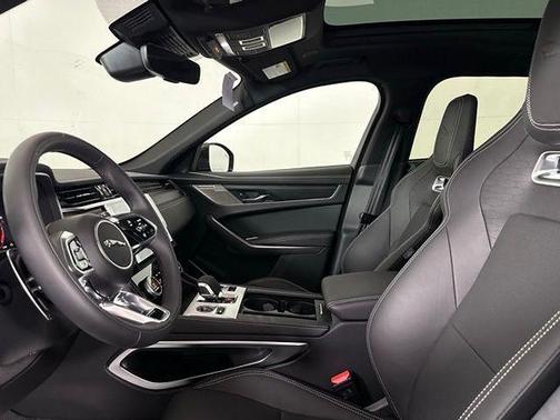 2026 Jaguar F-PACE P400 R-Dynamic S