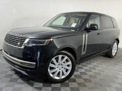 2025 Land Rover Range Rover P400 SE 7 Seat