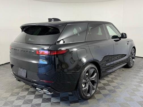 2025 Land Rover Range Rover Sport P530 Dynamic SE