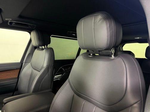 2025 Land Rover Range Rover P530 SE 7 Seat