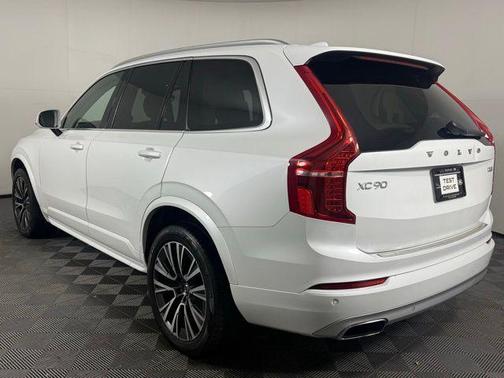 2020 Volvo XC90 T6 Momentum 6 Passenger
