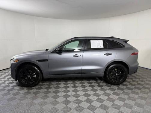 2025 Jaguar F-PACE P250 R-Dynamic S