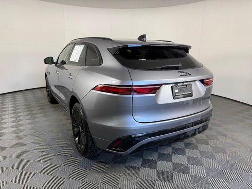 2025 Jaguar F-PACE P250 R-Dynamic S