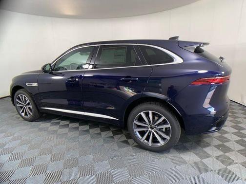 2025 Jaguar F-PACE P250 R-Dynamic S