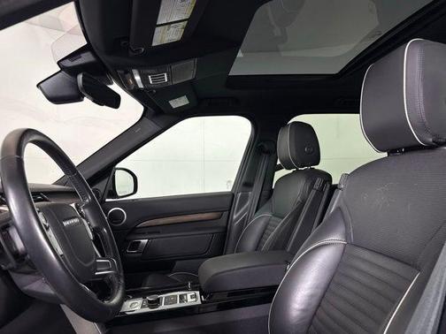 2020 Land Rover Discovery HSE