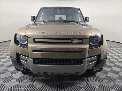 Gondwana Stone 2022 Land Rover Defender 110 X-Dynamic SE