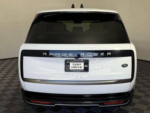 2023 Land Rover Range Rover P400 SE