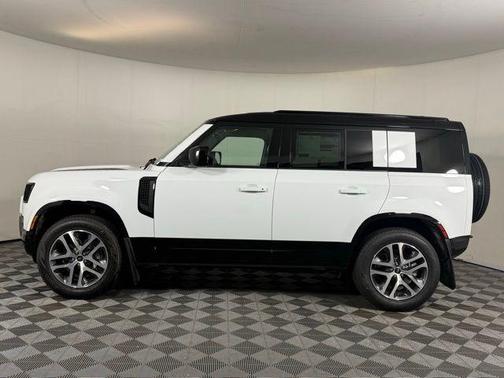 2025 Land Rover Defender P400 X-Dynamic SE