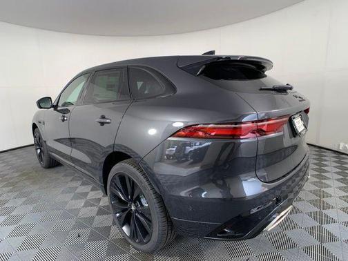 2024 Jaguar F-PACE P400 R-Dynamic S