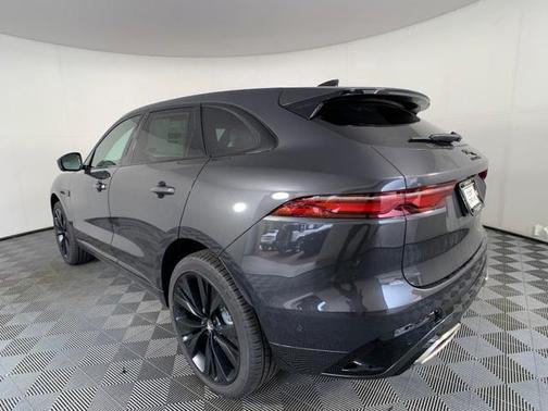 2024 Jaguar F-PACE P400 R-Dynamic S
