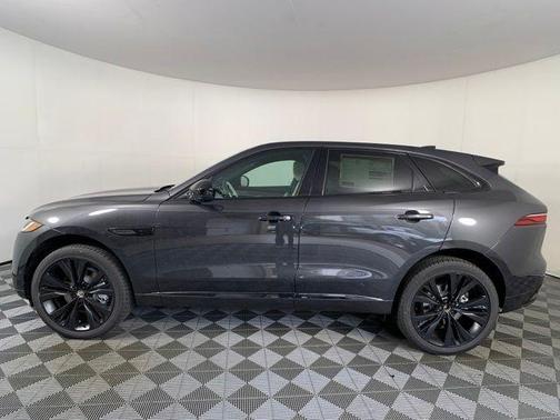 2024 Jaguar F-PACE P400 R-Dynamic S