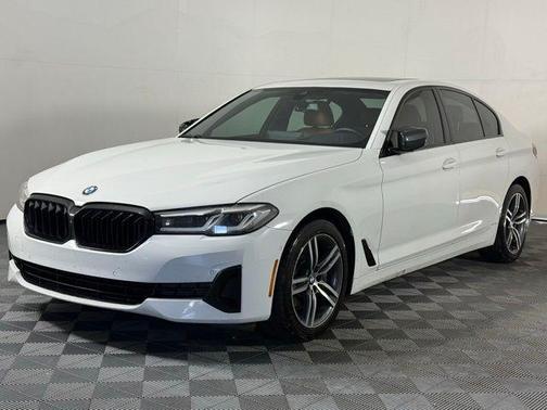 2021 BMW 530 i