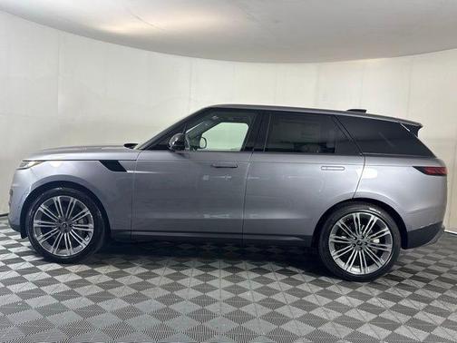 2025 Land Rover Range Rover Sport P360 SE