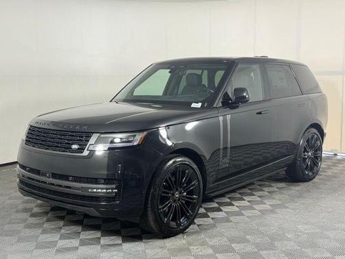 2025 Land Rover Range Rover P400 SE