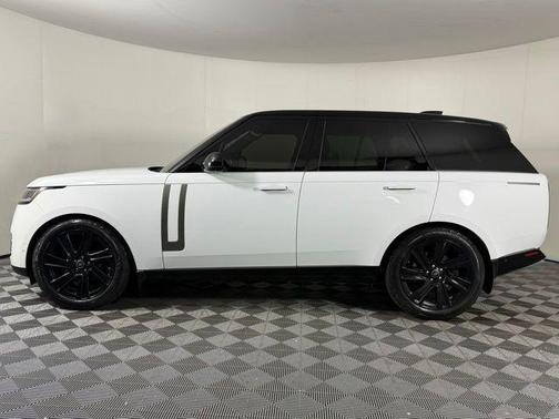 2023 Land Rover Range Rover P400 SE