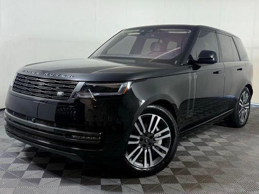 2023 Land Rover Range Rover P530 SE