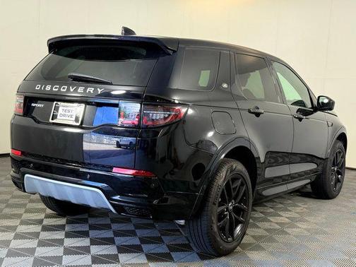 2025 Land Rover Discovery Sport S