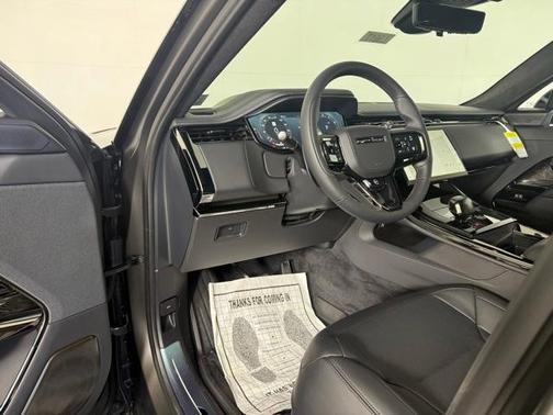 2025 Land Rover Range Rover Sport P635 SV Edition Two
