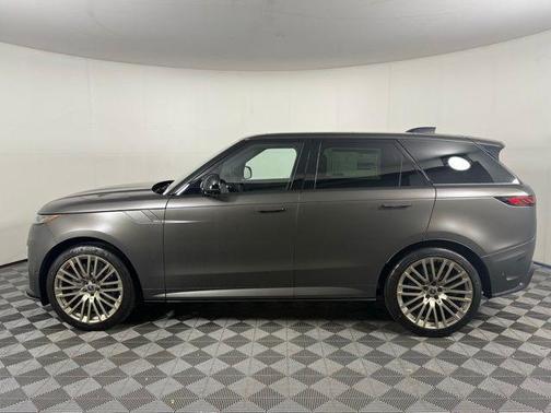 2025 Land Rover Range Rover Sport P635 SV Edition Two