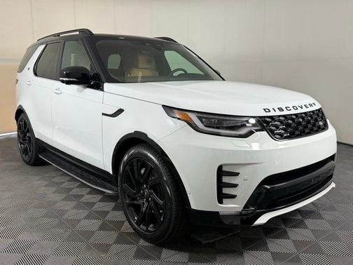 2025 Land Rover Discovery P300 Dynamic SE