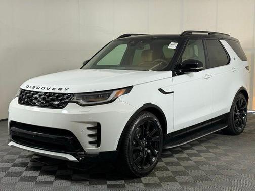 2025 Land Rover Discovery P300 Dynamic SE