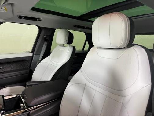 2025 Land Rover Range Rover Sport P460 Dynamic SE