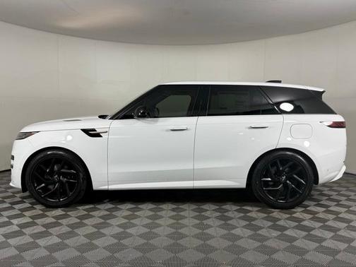2025 Land Rover Range Rover Sport P460 Dynamic SE