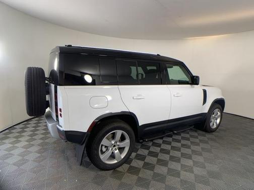 2025 Land Rover Defender P300