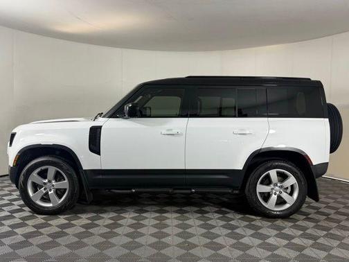 2025 Land Rover Defender P300
