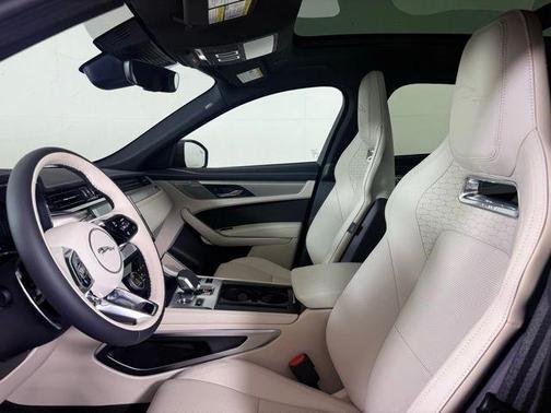 2026 Jaguar F-PACE P250 R-Dynamic S
