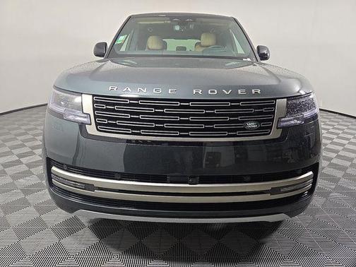 Belgravia Green 2026 Land Rover Range Rover P530 SE 7 Seat
