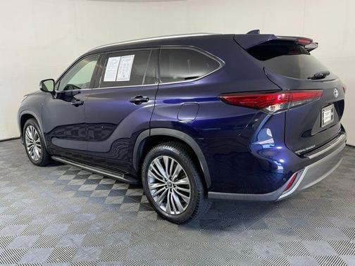 2020 Toyota Highlander Platinum