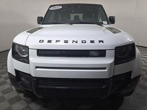 Yulong White 2022 Land Rover Defender 90 V8