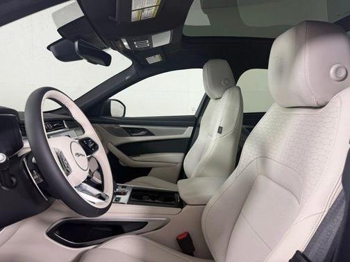 2026 Jaguar F-PACE P250 R-Dynamic S