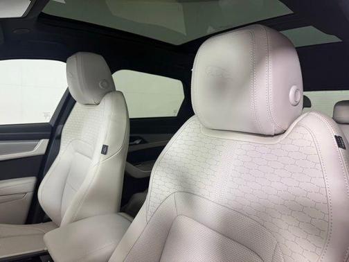 2026 Jaguar F-PACE P250 R-Dynamic S